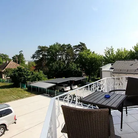 Apartment Brill Apartmanhaz Heviz