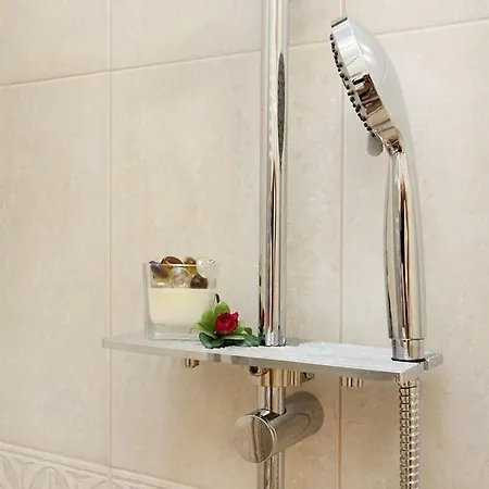 Brill Apartmanhaz Heviz